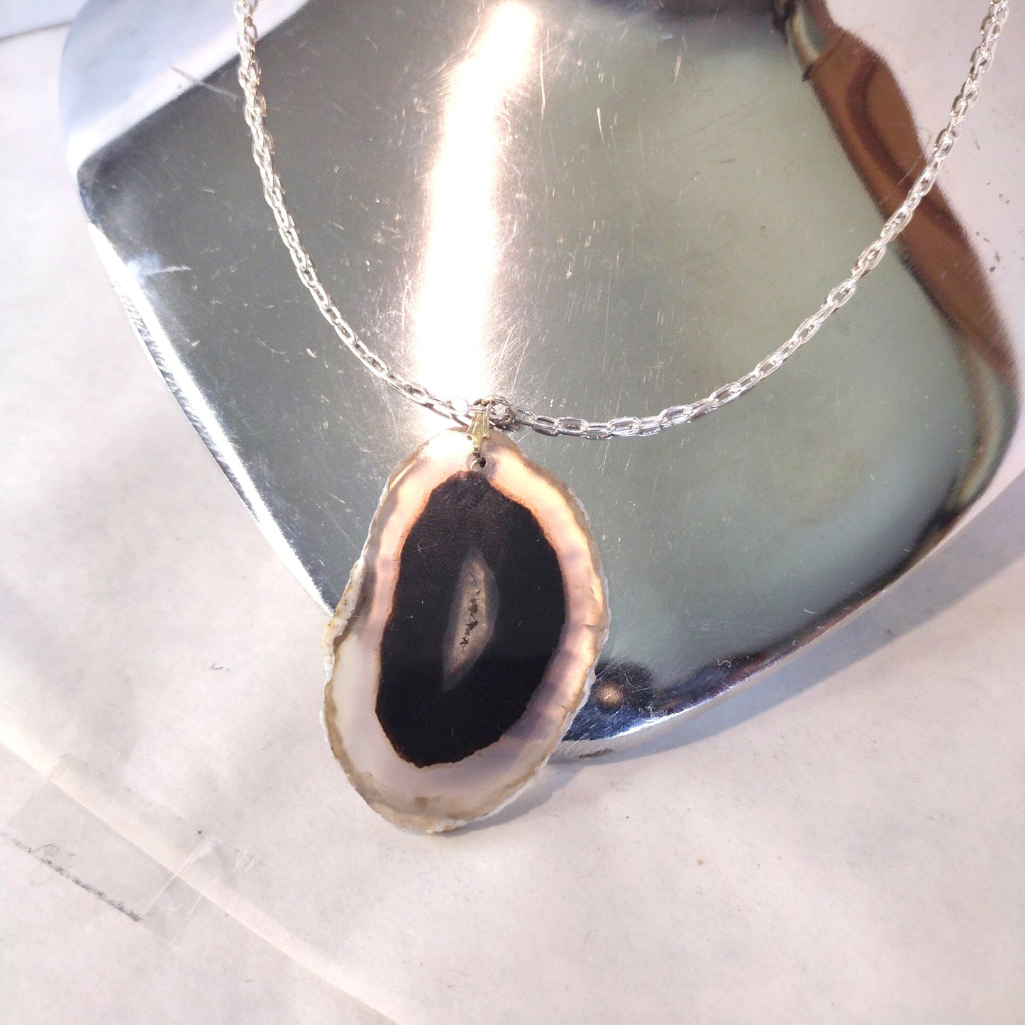 Agate Sliced Jewelry, Natural Clear and Black Eye Srone Silver Pendent Necklace